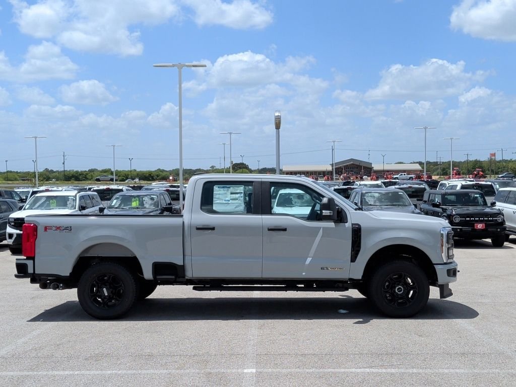 New 2026 Avalanche Ford F-250® XL image 9