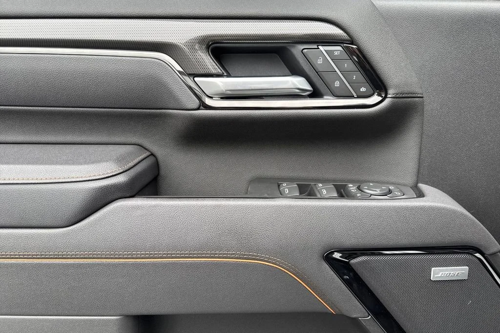 2025 GMC Sierra 2500HD AT4 - Photo 11