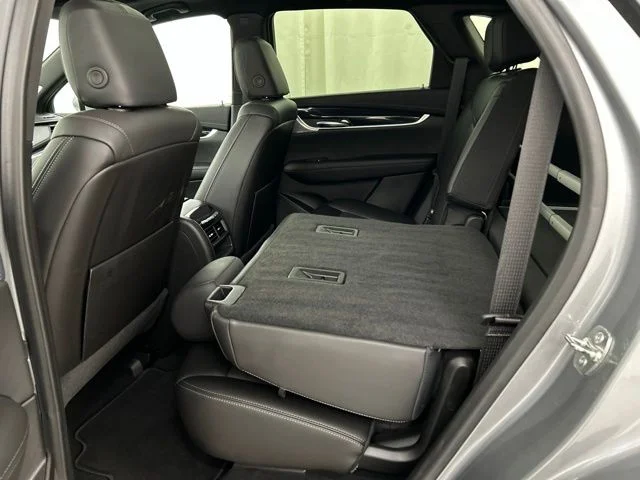 Used 2024 Silver Cadillac Premium Luxury image 28