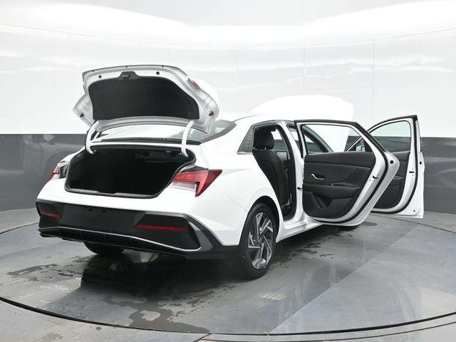 New 2026 White Hyundai Limited image 19