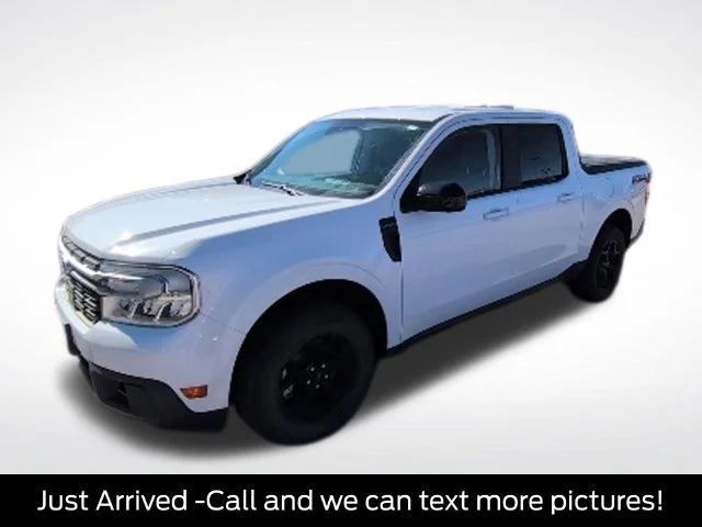 Used 2024 White Ford Lariat image 1