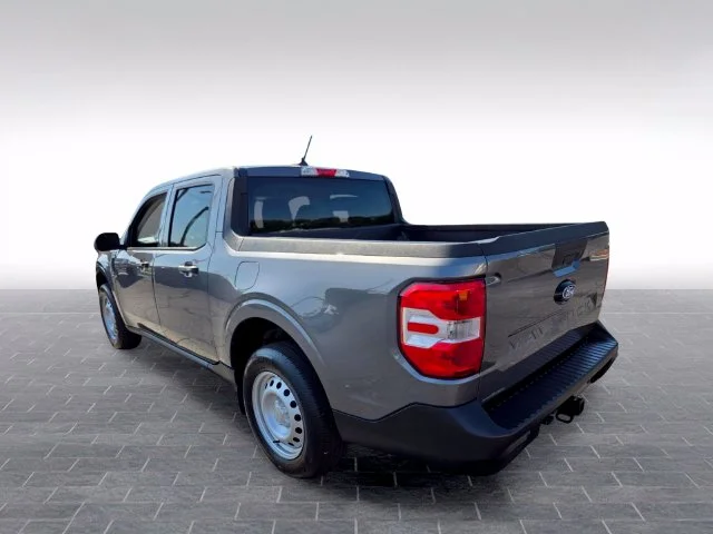 Used 2025 Gray Ford XL image 5
