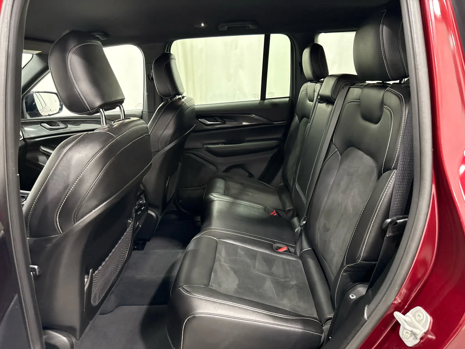 Used 2023 Red Jeep Altitude 4x4 image 12