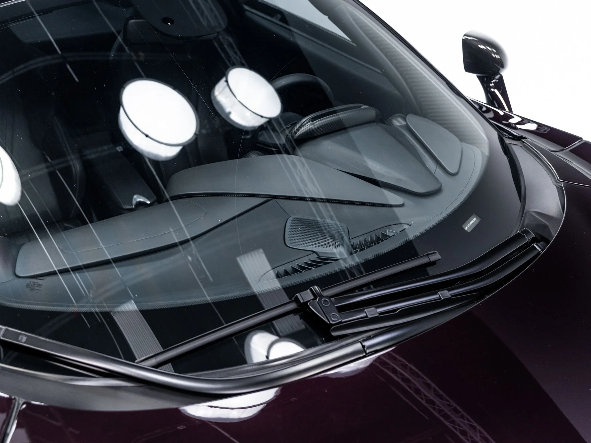 Used 2018 Quartz McLaren Luxury image 67