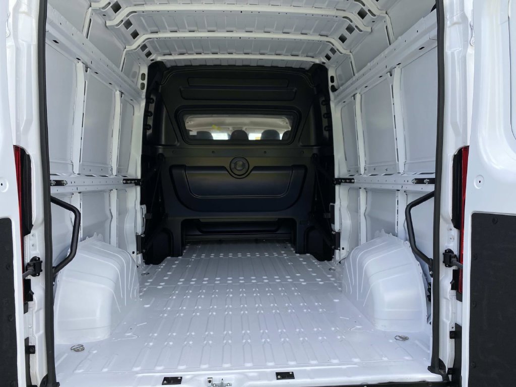 New 2026 Bright White Clear-Coat Exterior Paint Ram High Roof image 6