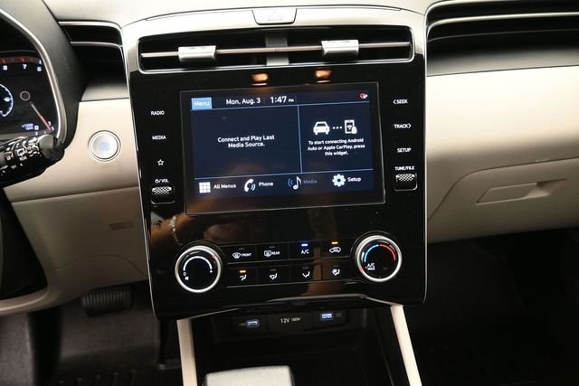 Used 2022 Red Hyundai SEL image 7