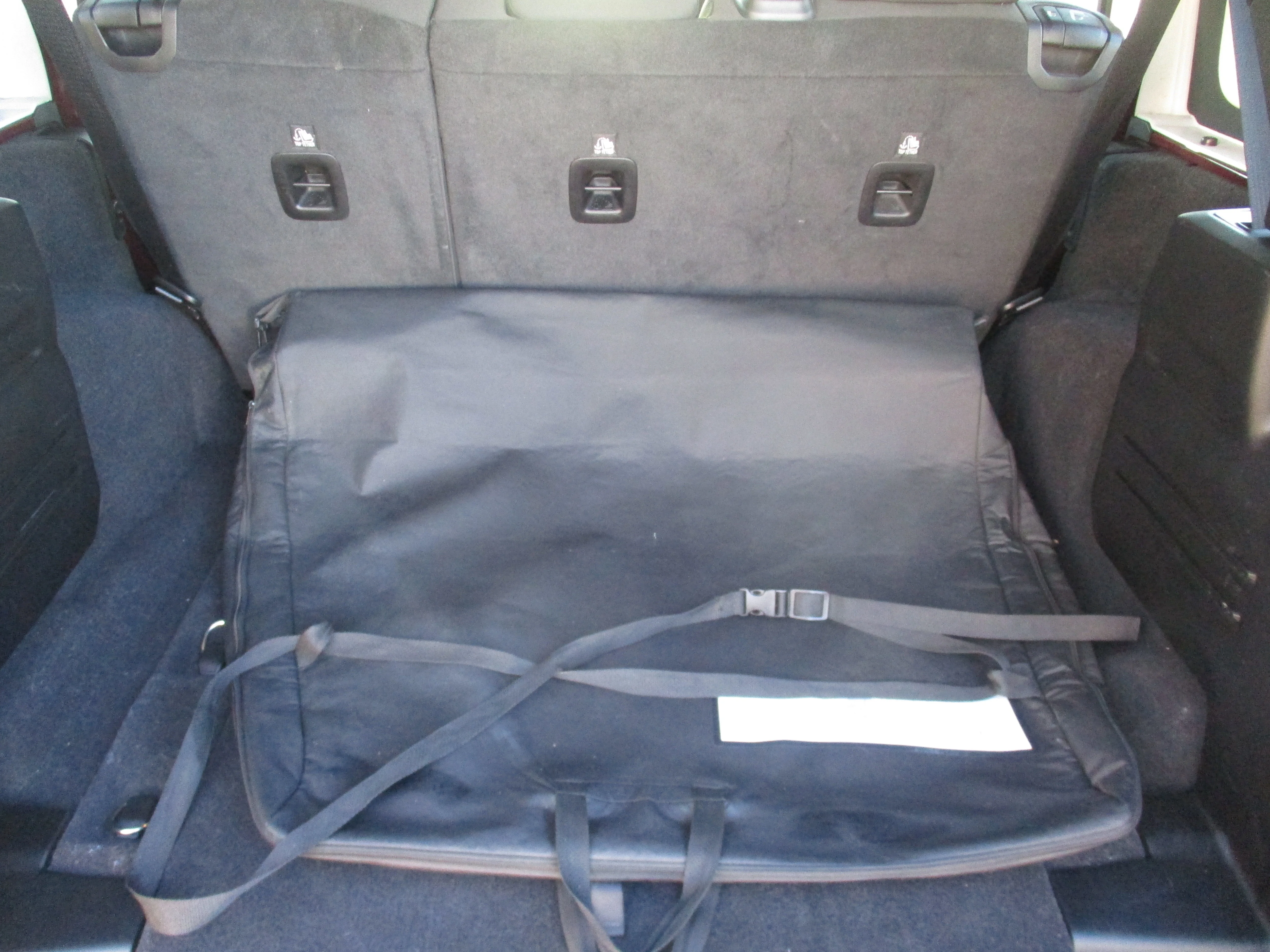 Used 2021 Snazzberry Pearlcoat Jeep Unlimited Sport Altitude image 15