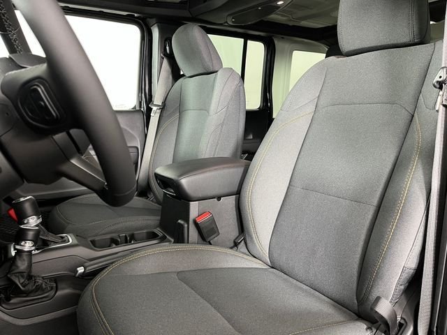 New 2026 Black Clear-Coat Exterior Paint Jeep Sport S image 6
