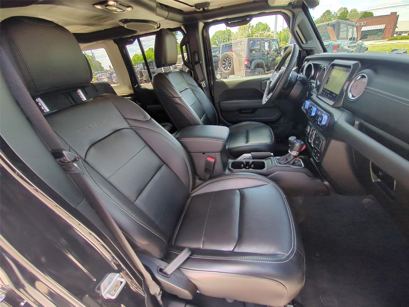 Used 2022 Black Clearcoat Jeep Unlimited Sahara image 37