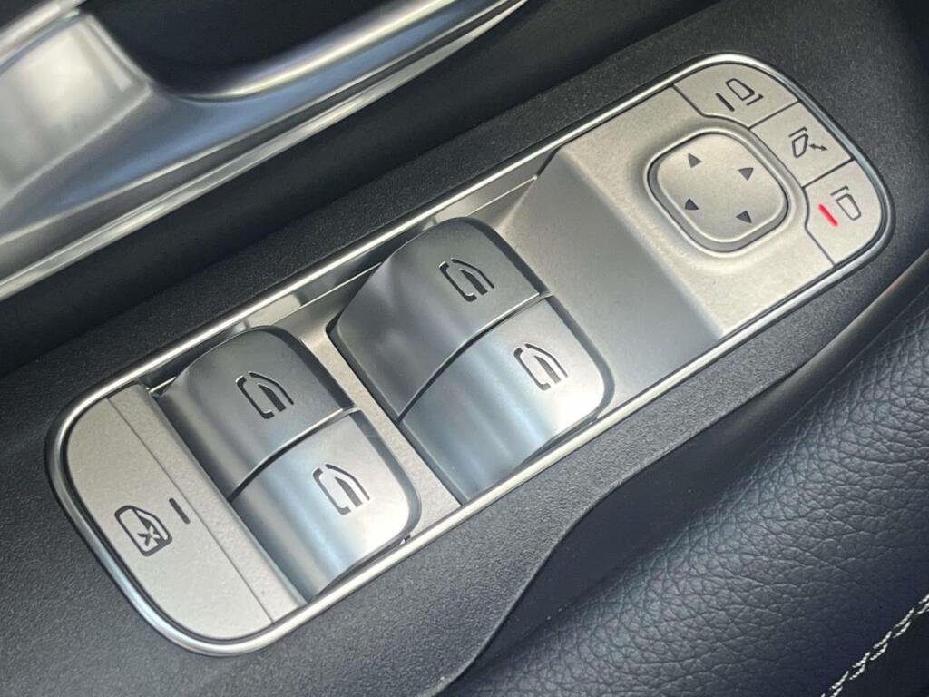 New 2026 Selenite Grey Metallic Mercedes-Benz GLE 350 image 32