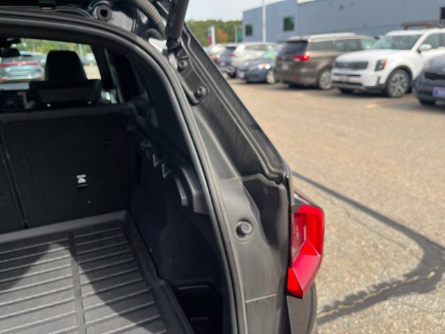 Used 2023 Black Sapphire Metallic BMW xDrive28i image 20