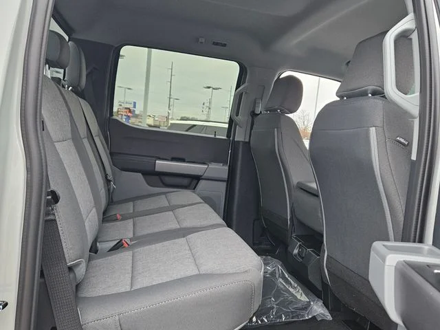 2026 Ford F-350 Super Duty XL - Photo 15