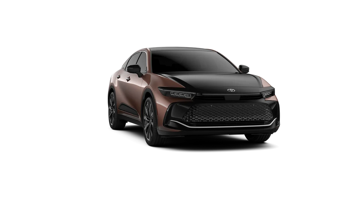 New 2026 Bronze Age with Black bi-tone Toyota Platinum image 16