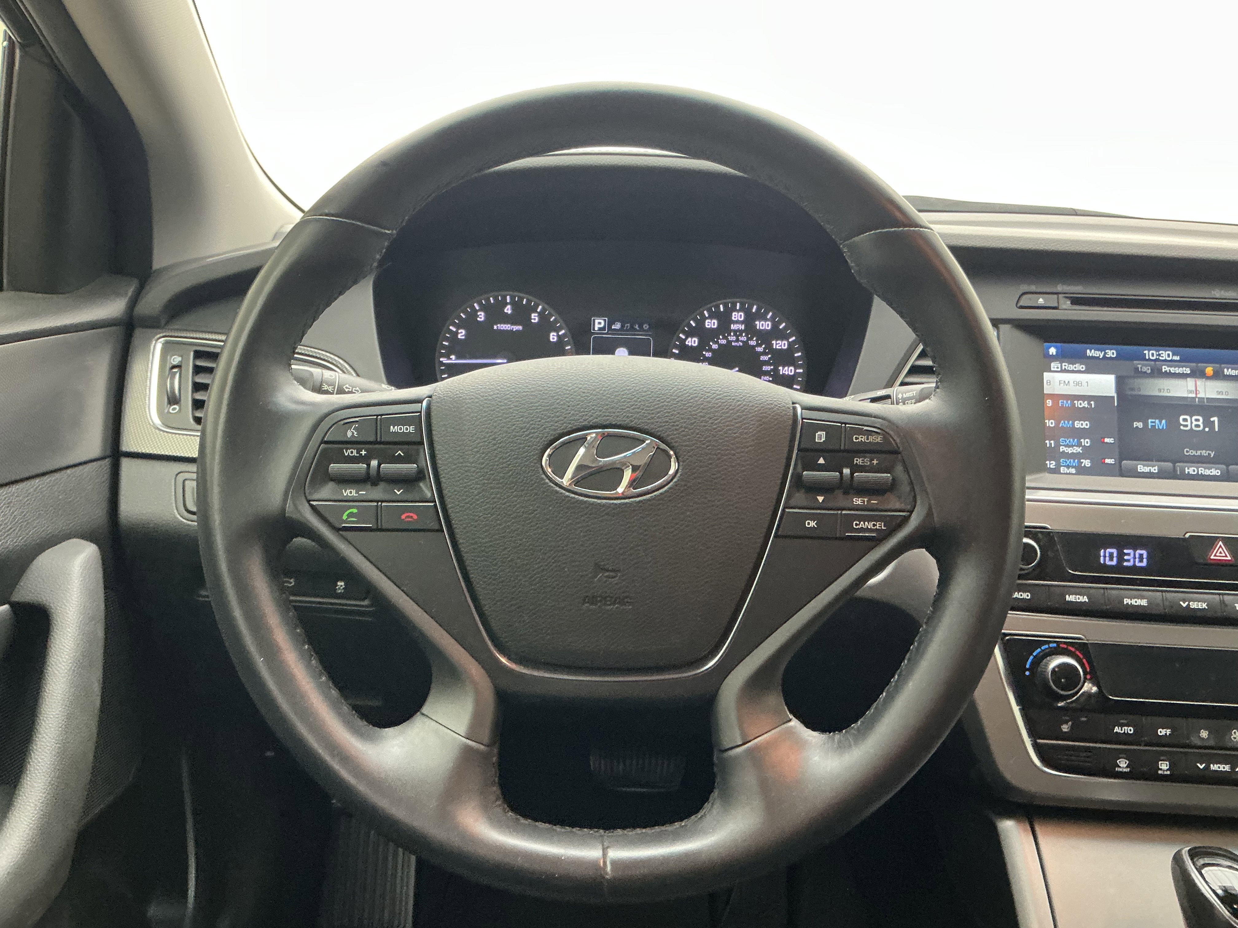 Used 2016 Phantom Black Hyundai 2.4L Sport image 21
