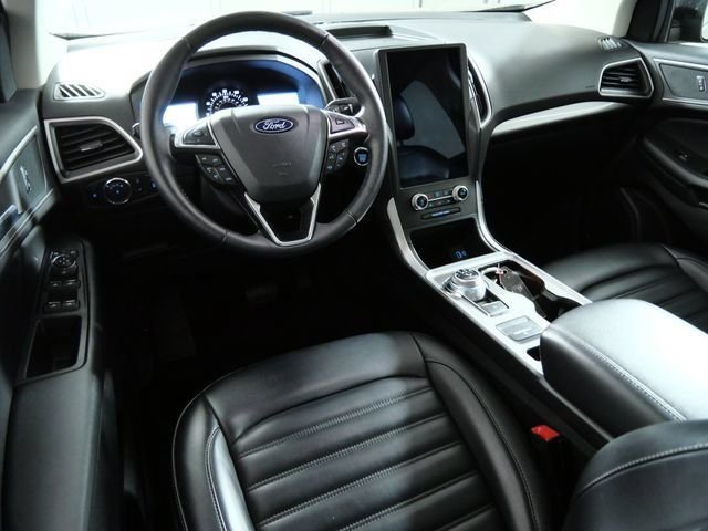Certified Used 2024 Black Ford SEL image 4