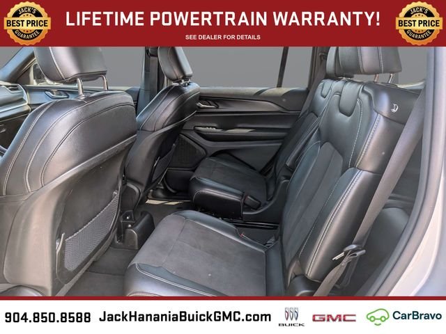 Used 2023 Silver Jeep Altitude image 13