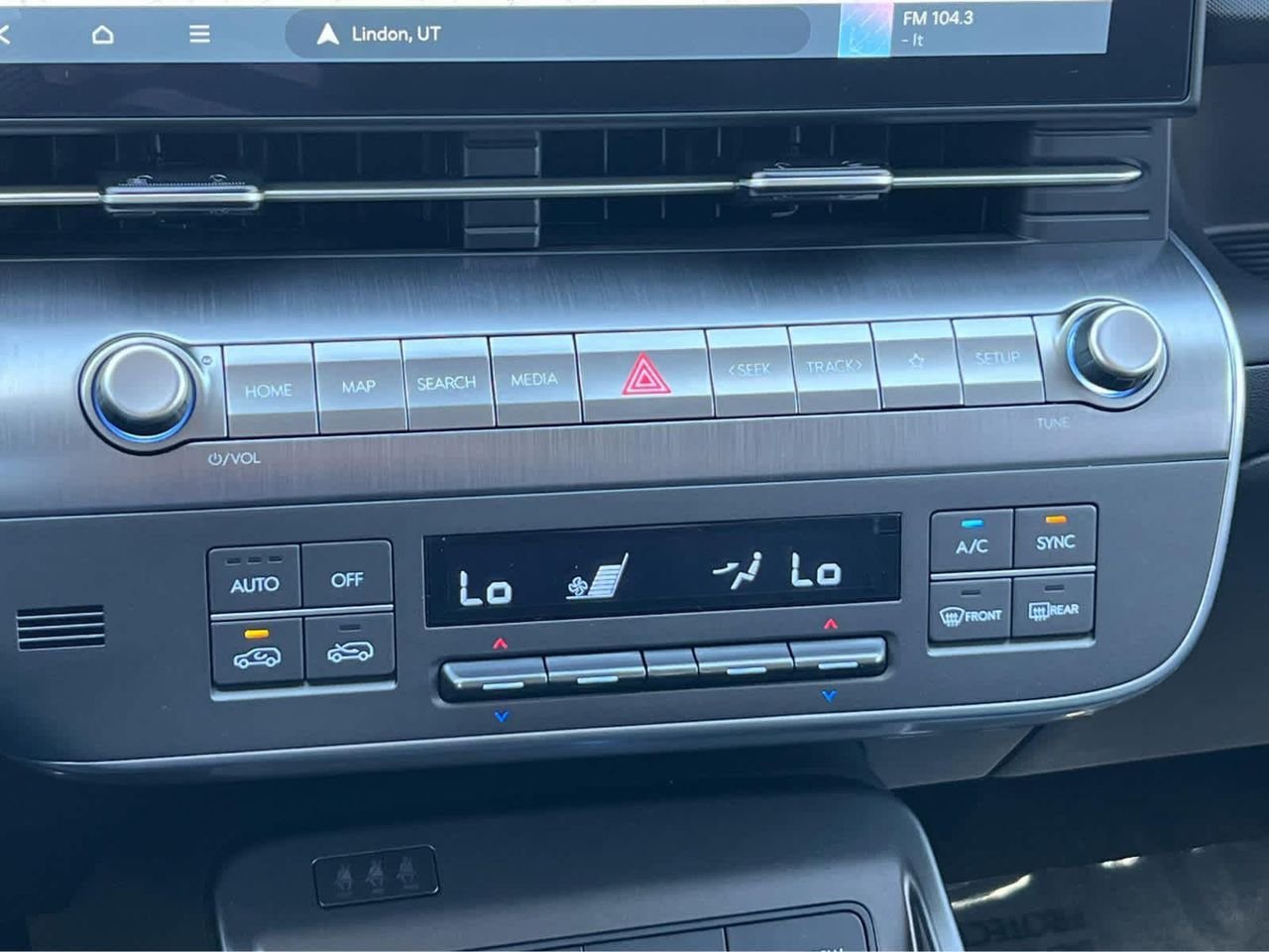 New 2026 Cyber Gray Metallic Hyundai Limited AWD image 38