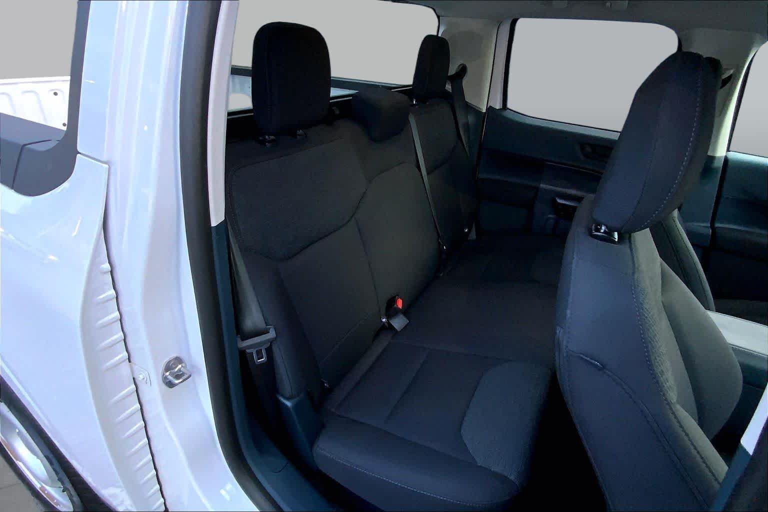 Used 2025 Oxford White Ford XL image 19