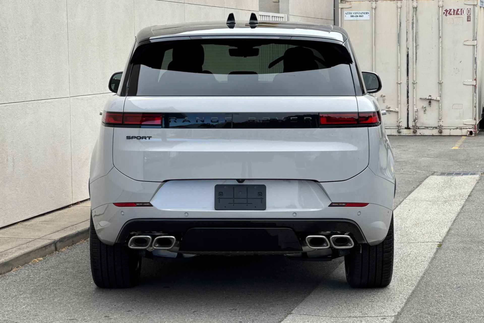 New 2026 Borasco Grey Land Rover Dynamic SE image 7