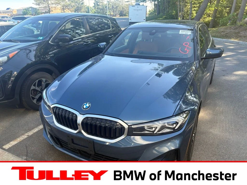 2026 BMW 3 Series 330i xDrive Sedan's photo