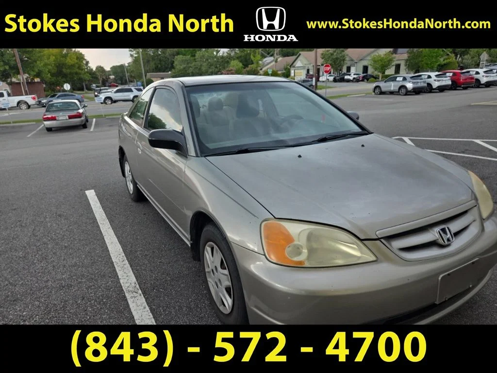 Used 2003 Gold Honda LX image 2