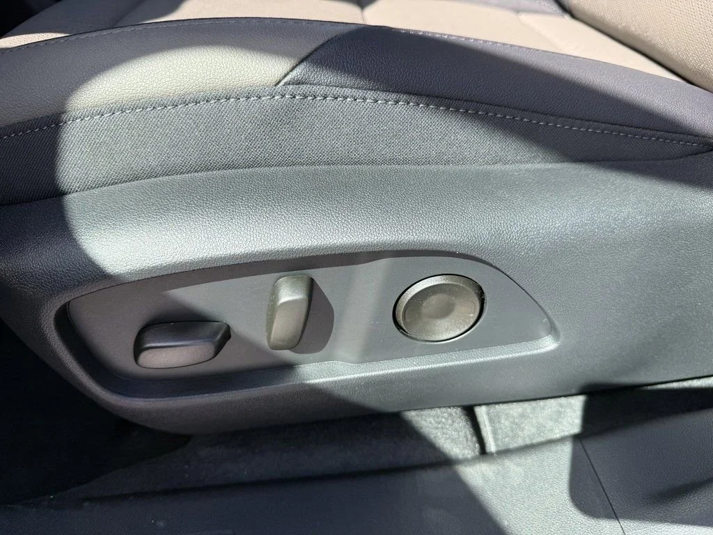2026 Chevrolet Equinox LT - Photo 16
