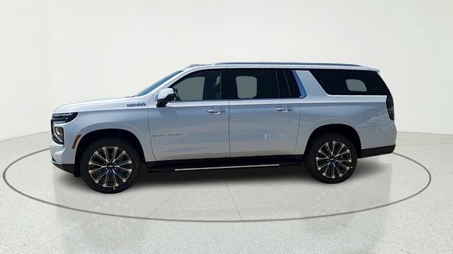 New 2026 White Chevrolet High Country image 4