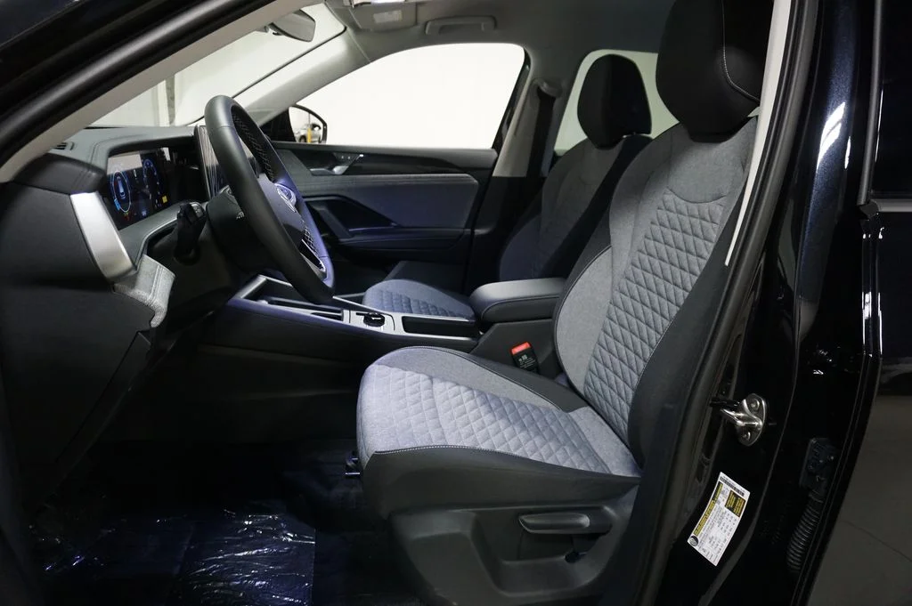 New 2026 Deep Black Volkswagen 2.0T S image 10