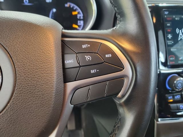 Used 2022 White Jeep Laredo E image 19