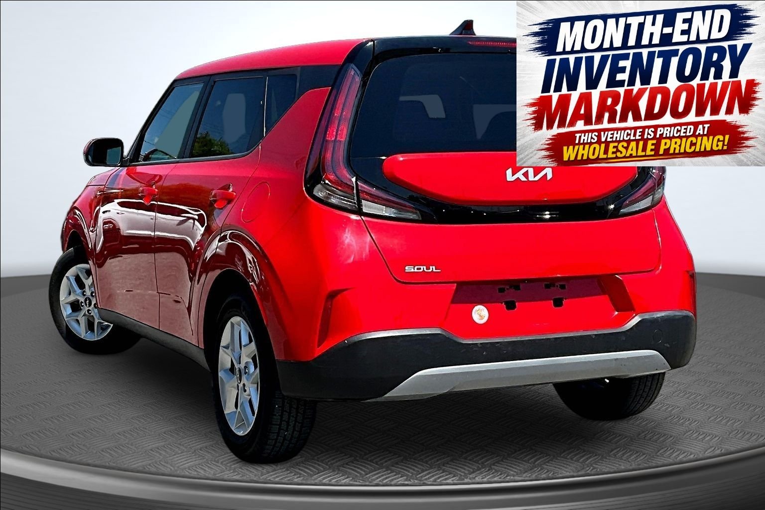 Used 2023 Red Kia LX image 4