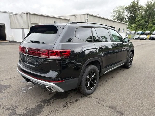 New 2026 Black Volkswagen 2.0T Peak Edition image 5