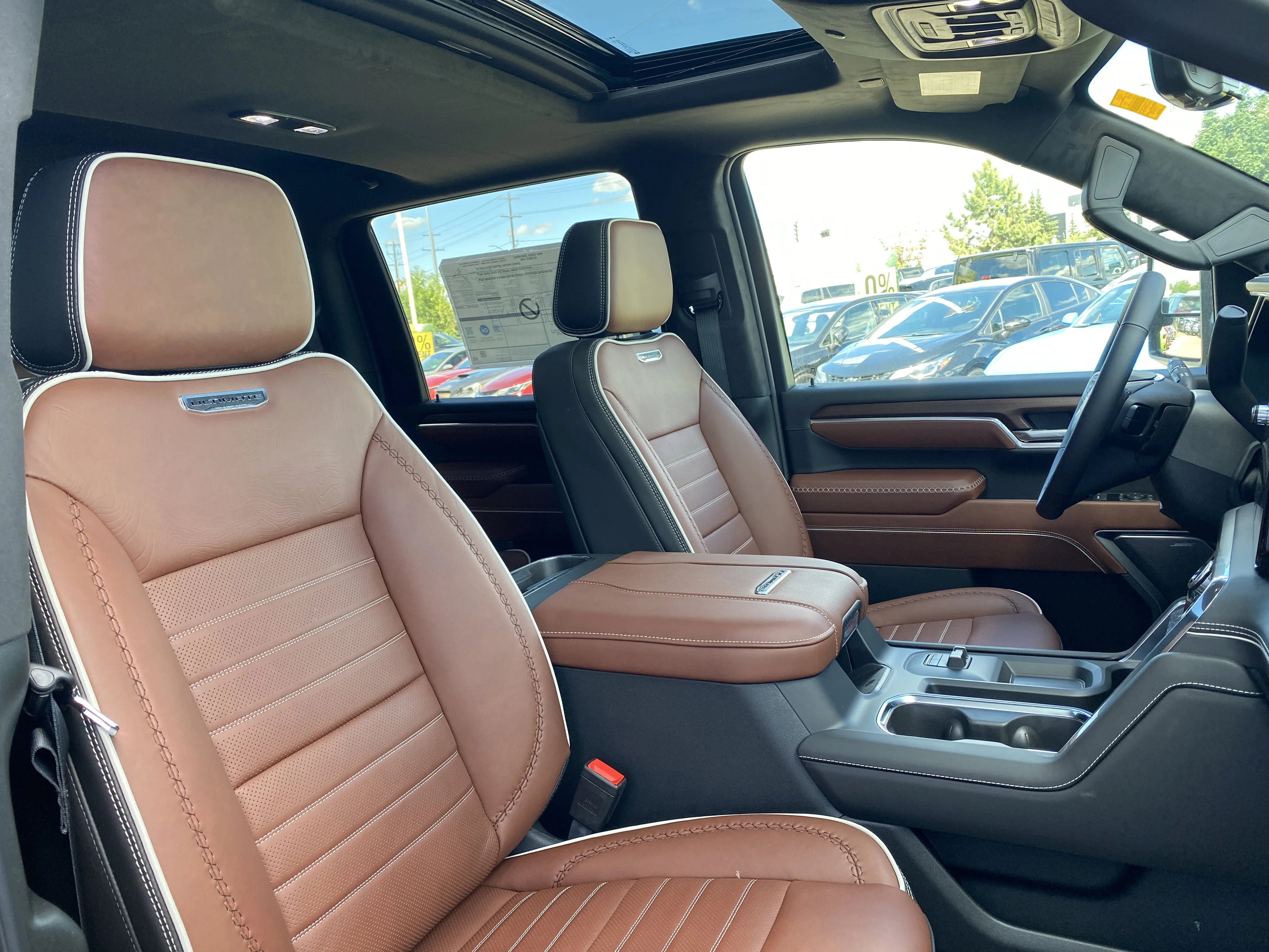 New 2026 ONYX BLACK GMC Denali Ultimate image 31
