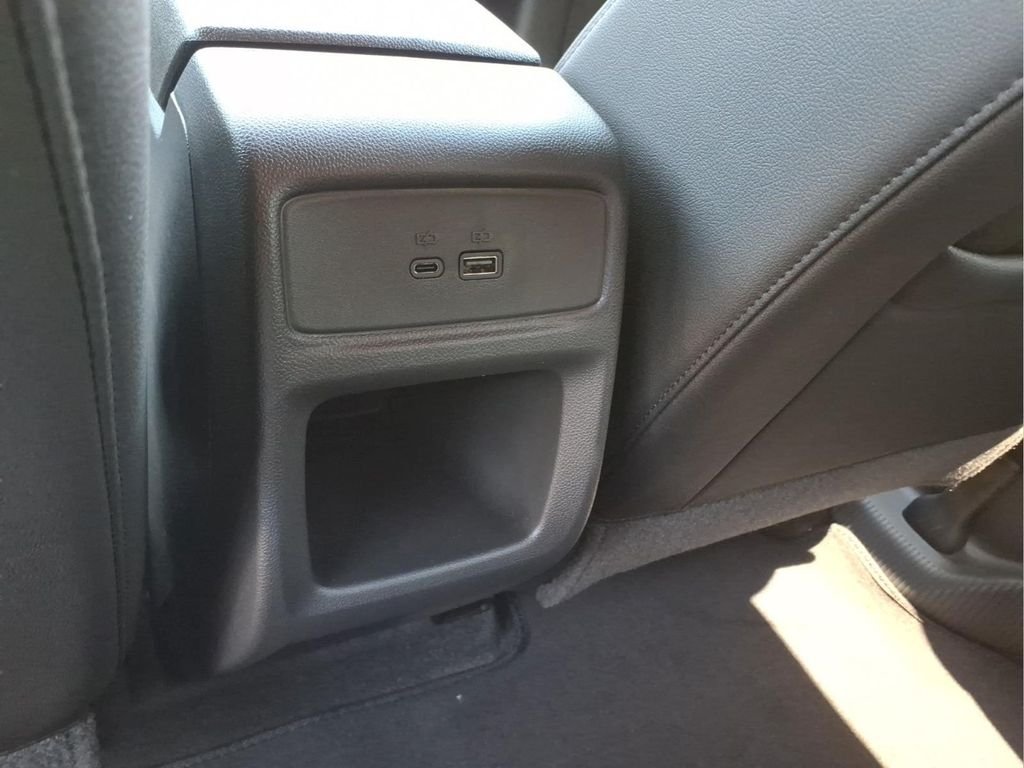 New 2026 Mosaic Black Metallic Chevrolet 2RS image 16