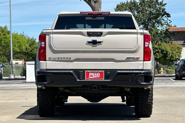 2026 Chevrolet Silverado 1500 ZR2 - Photo 8