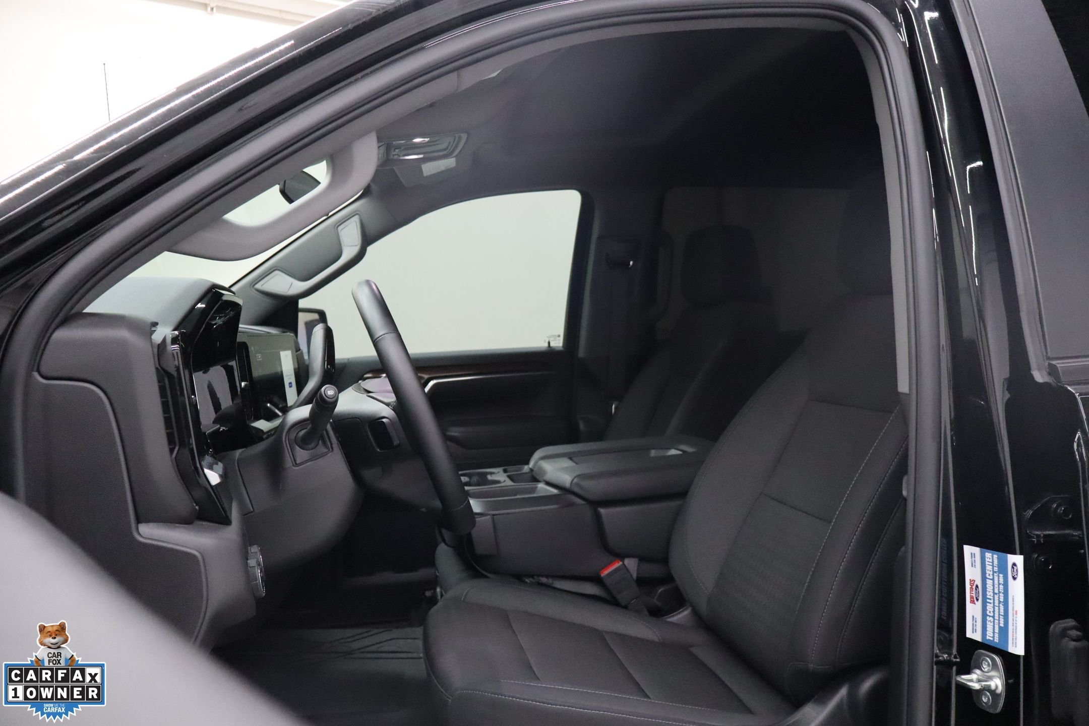 Used 2025 Black Chevrolet LT image 11