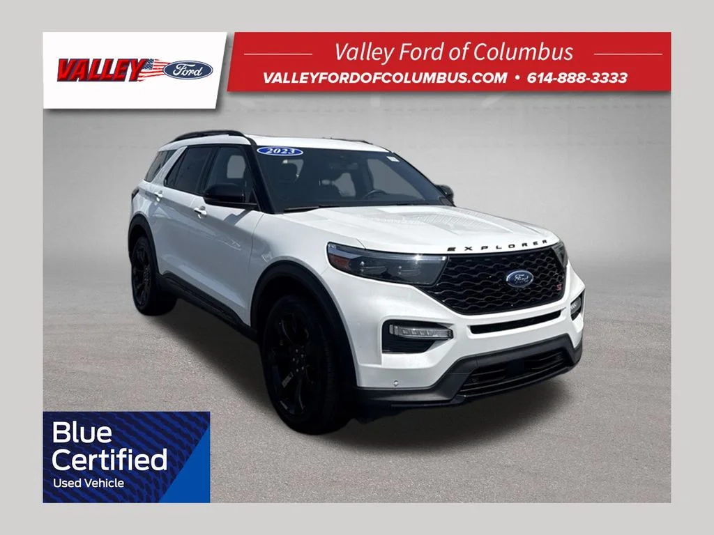 Used 2023 White Ford ST image 1
