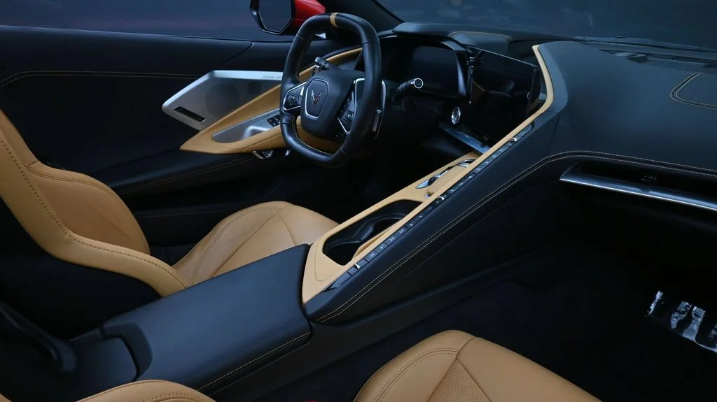 Used 2022 Red Chevrolet Stingray image 11