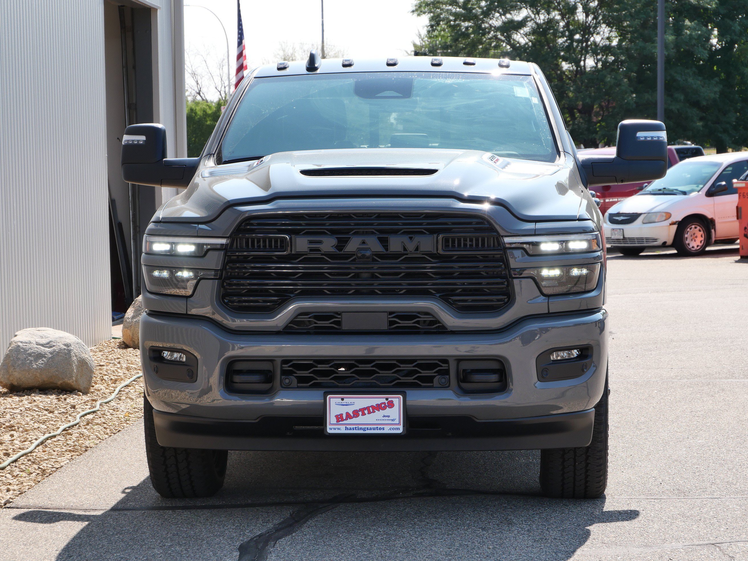 New 2026 Ceramic Gray Clear-Coat Exterior Paint RAM Laramie image 5
