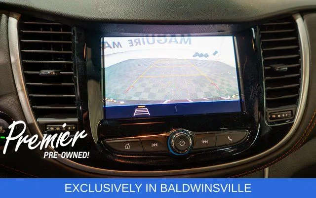 Used 2022 Red Chevrolet LT image 23