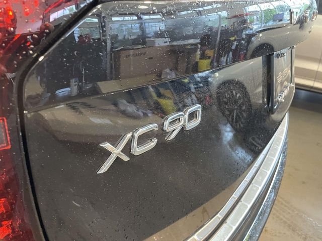 2026 Volvo XC90 Plus - Photo 8