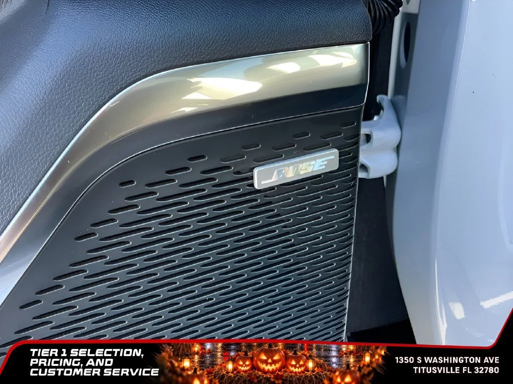 New 2026 Glacier White Tricoat GMC Elevation image 42