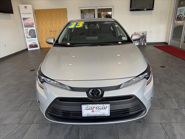 Certified Used 2023 SILVER ME. Toyota  image 2