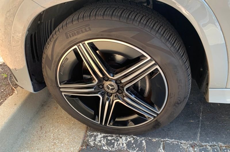 Certified Used 2025 MANUFAKTUR Alpine Gray Mercedes-Benz GLE 350 image 8