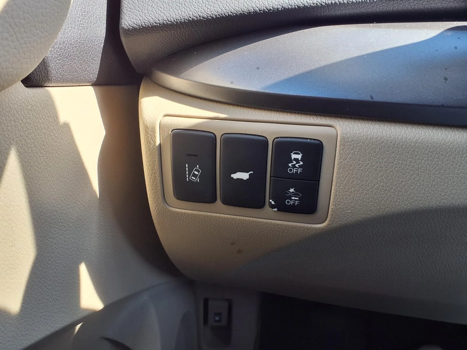 Used 2016 White Diamond Pearl Acura  image 15