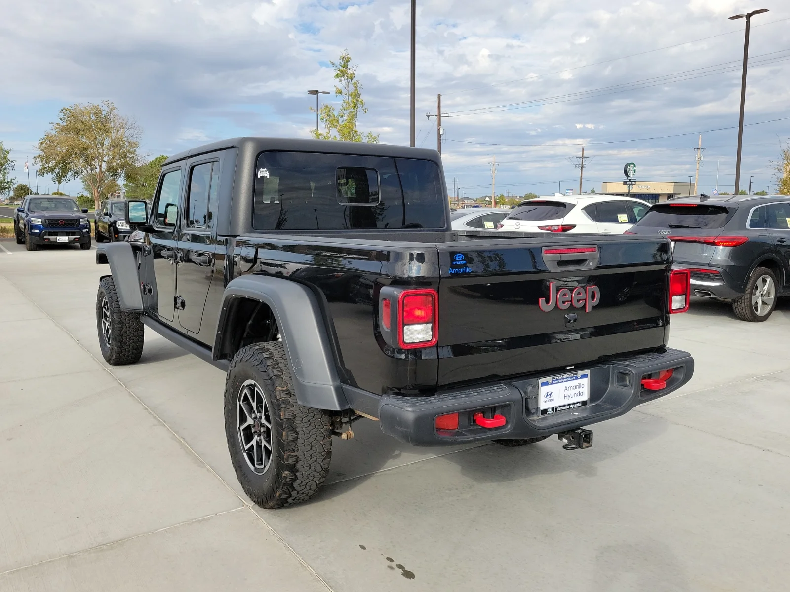 Used 2022 Gray Jeep Rubicon 4x4 image 3