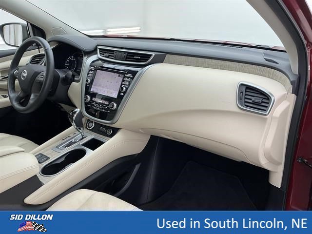 Used 2022 Scarlet Ember Tintcoat Nissan SL image 22