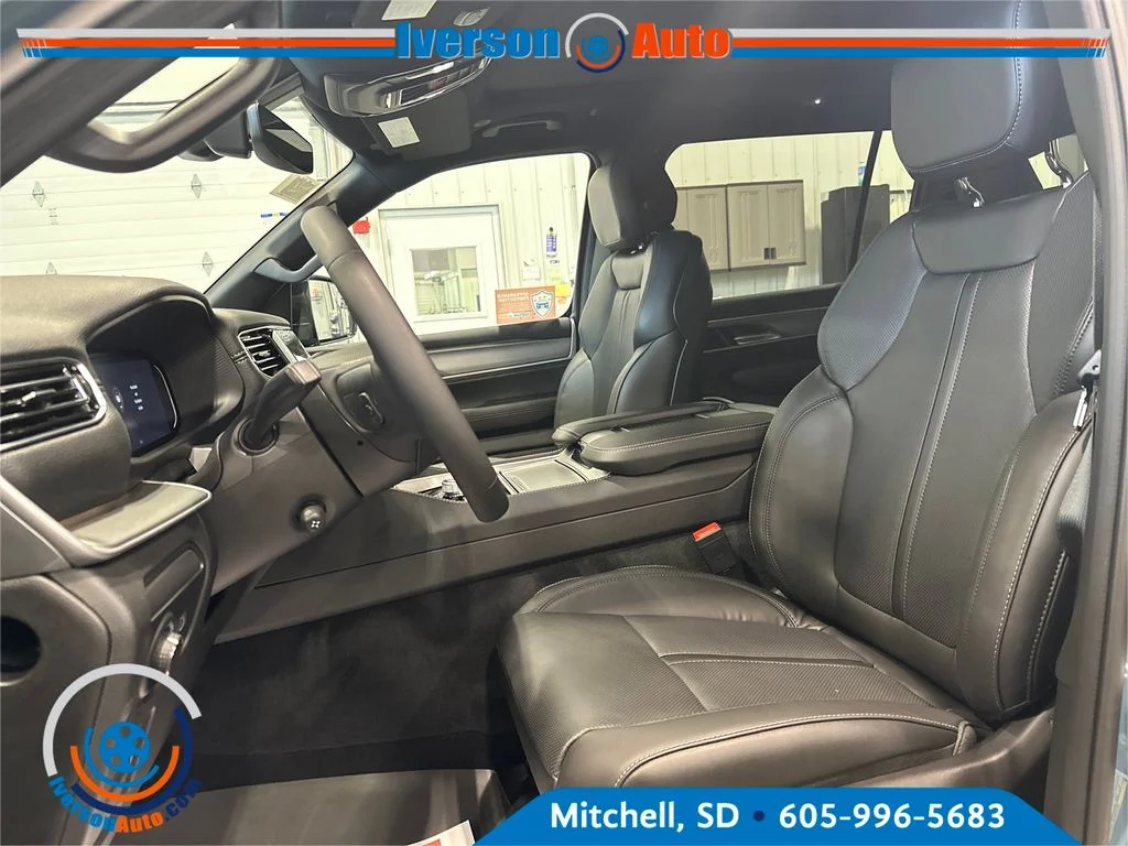 New 2026 Steel Blue Exterior Paint Jeep Upland image 14