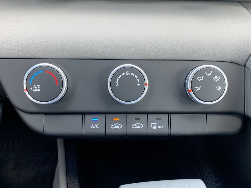 2026 Hyundai Elantra SE - Photo 28