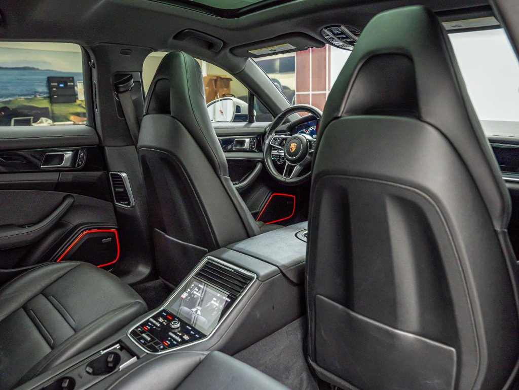 Used 2018 Chalk Porsche 4S image 51