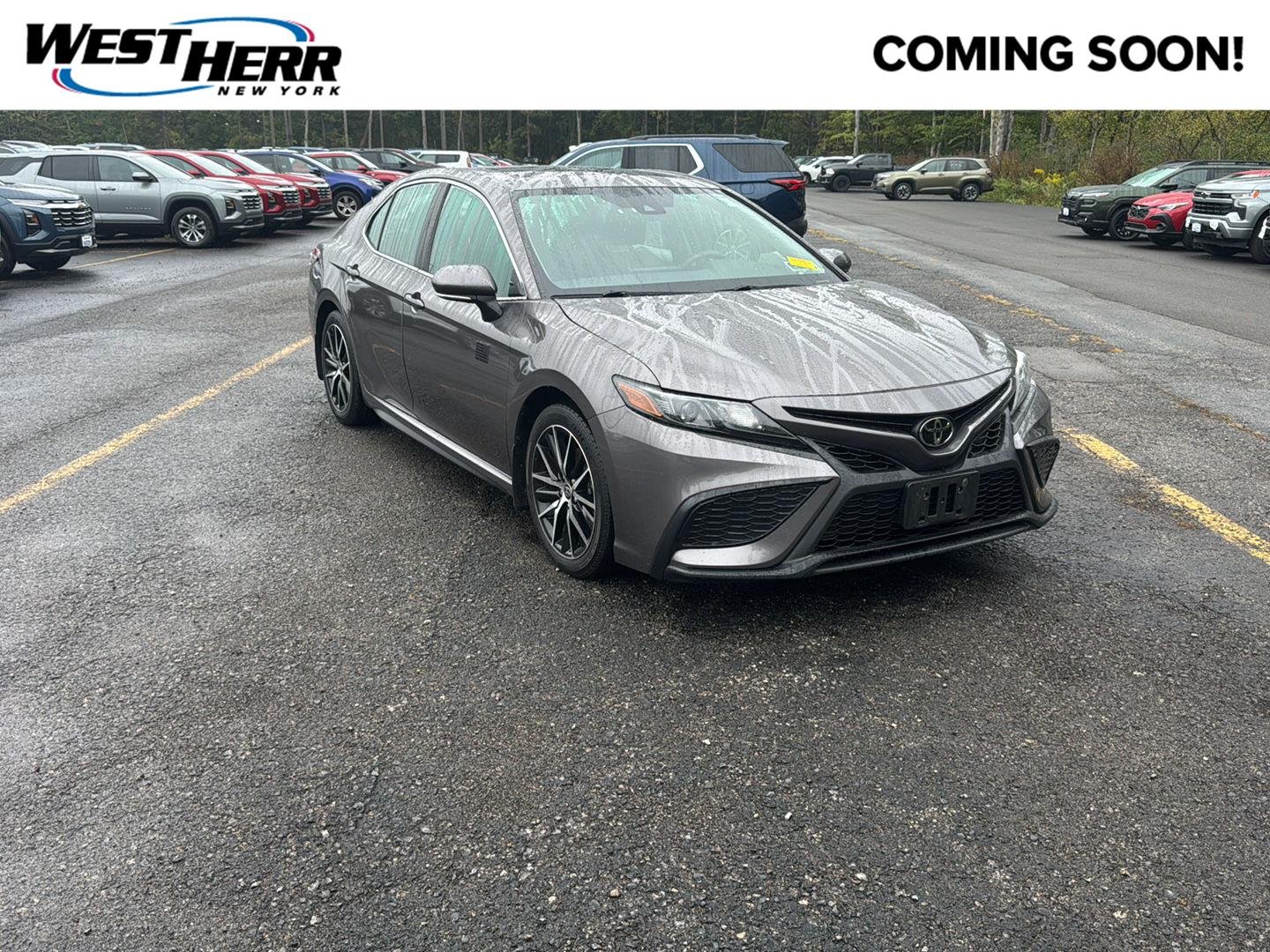 Used 2024 Predawn Gray Mica Toyota SE image 1